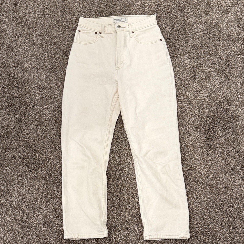 Abercrombie & Fitch Women's Ankle Straight Jeans